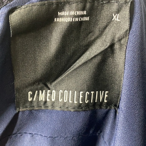 C/Meo Collective Outline‎ Gown - Picture 9 of 10